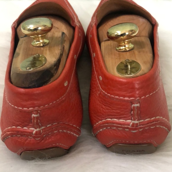 Prada Pebbled Leather Contrast Stitch Penny Loafers 40.5/7.5/8 - Picture 9 of 13